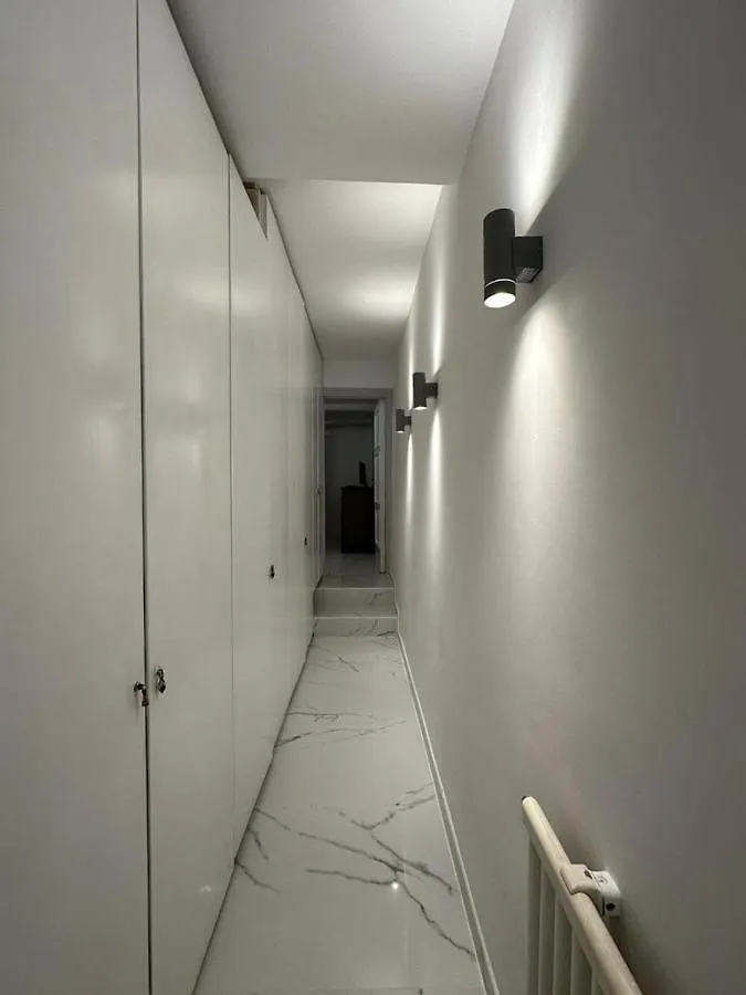 Mia House Roma 2 Apartment
